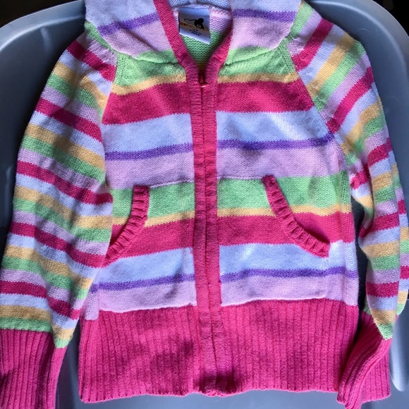 Bundle of 4T/5T clothing - Picture 4 of 6